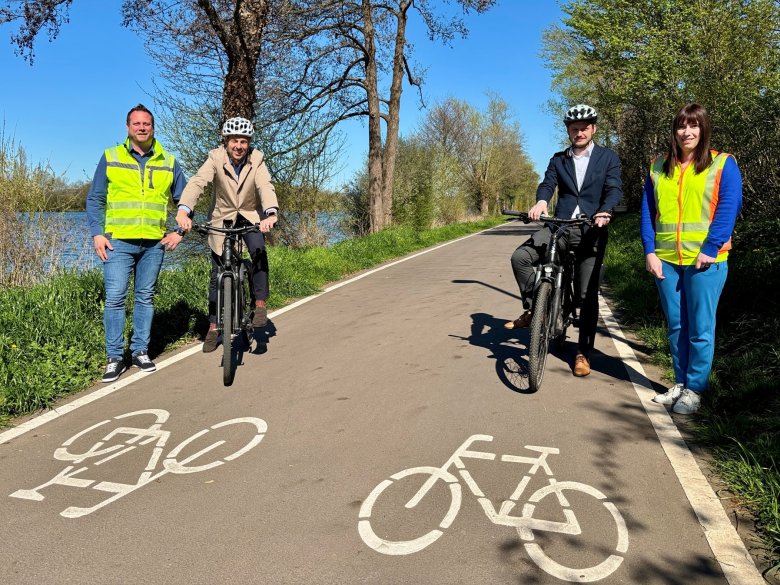 La piste cyclable pour les navetteurs est terminée.