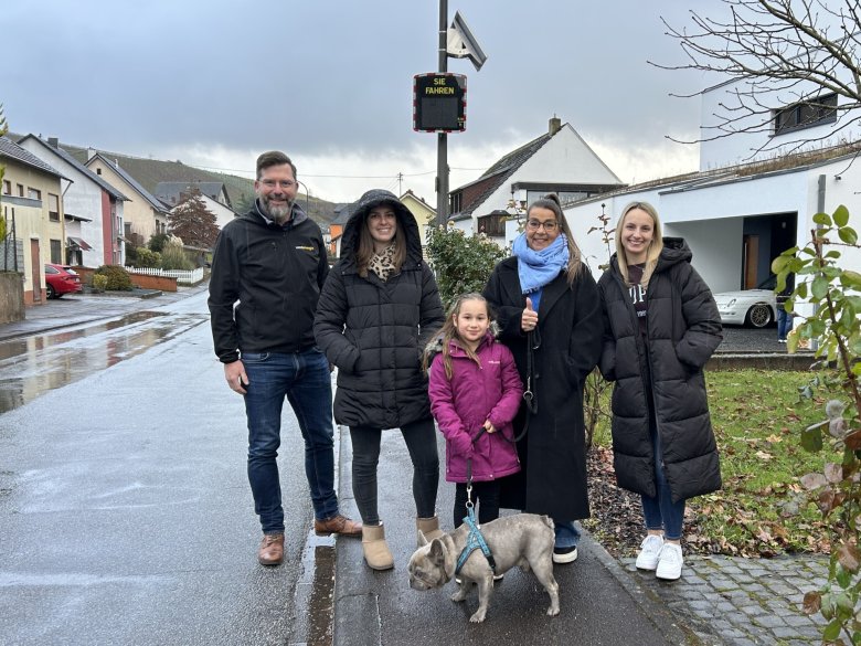 Neue Geschwindigkeitsanzeige in Wawern Neue Geschwindigkeitsanzeige in Wawern